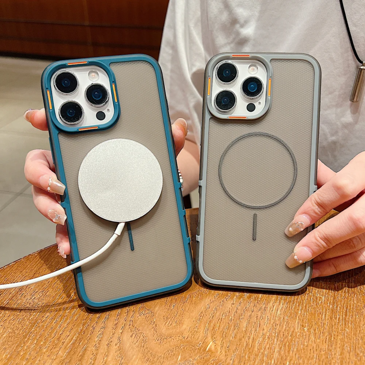 New Style Grid Pattern Magnetic Phone Case